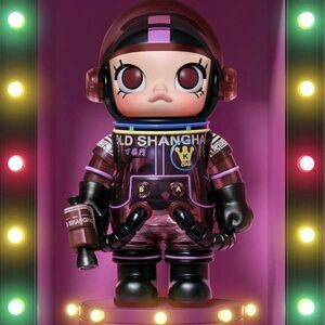 Palmer House Space Molly Card Confirmed